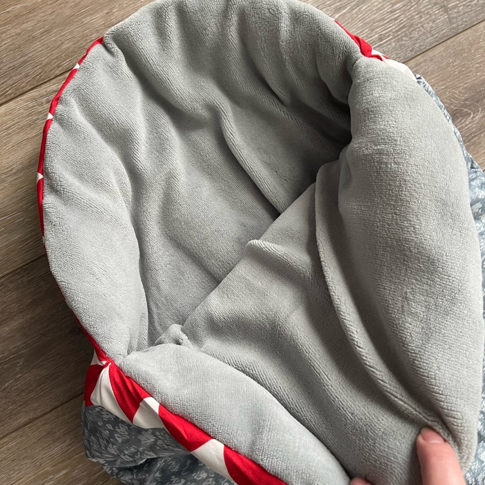 Shark Sleeping Bag for Kids - Picture 4 of 4